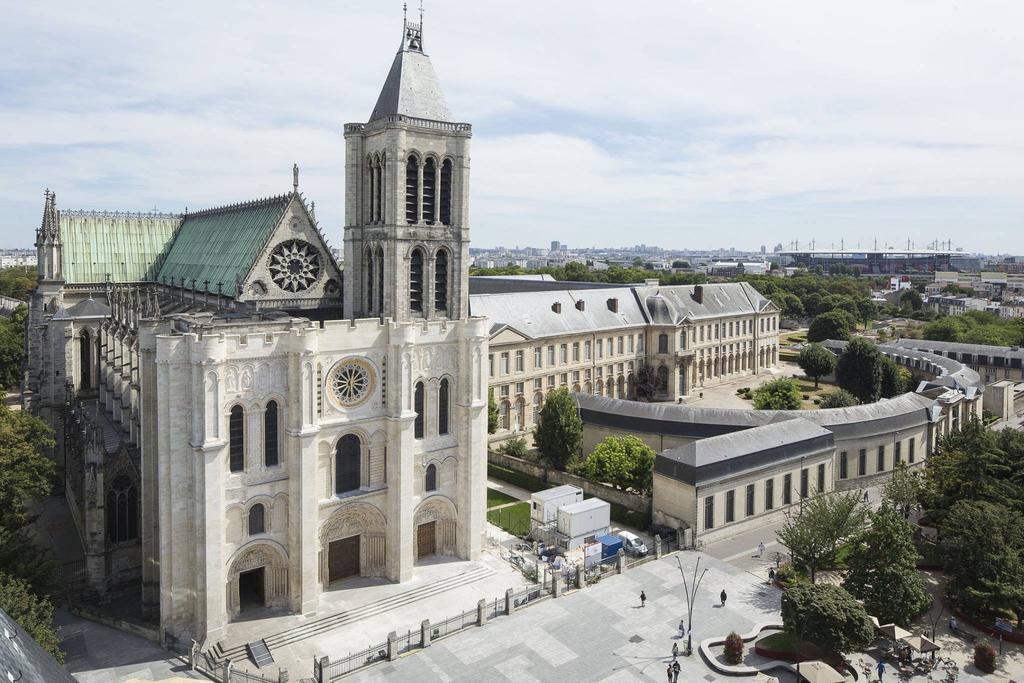 Chic Apart With Bar In Paris Saint-Denis  Exterior photo